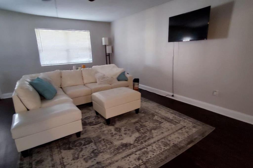 Comfortable 3 Bed, 2 Bath, Pet Friendly Home Close To Baton Rouge 덴햄스프링스 외부 사진